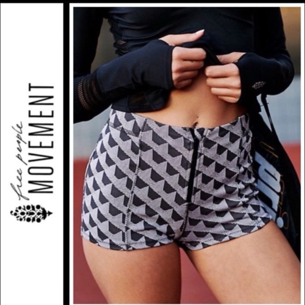 Free People Blue and White Patterned Women's Shorts